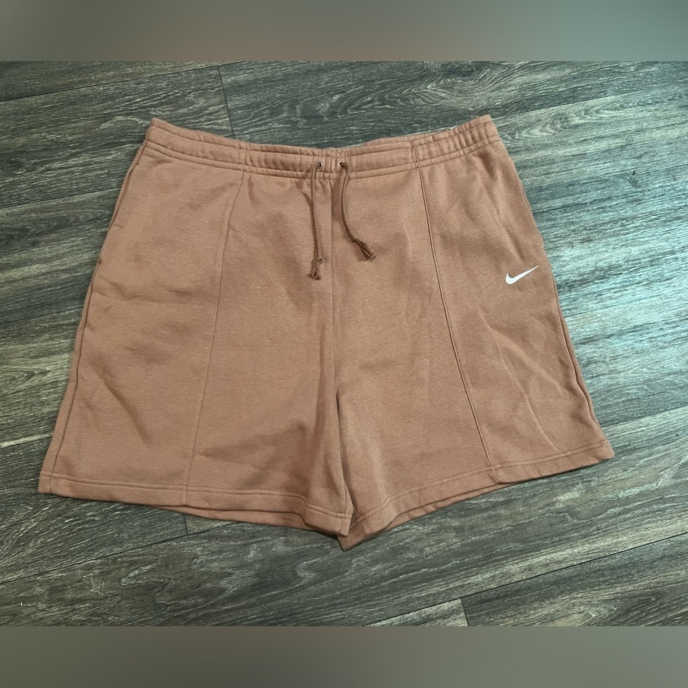 NWT Nike Women's Fleece High Rise Sweat Shorts Women’s Size XXL